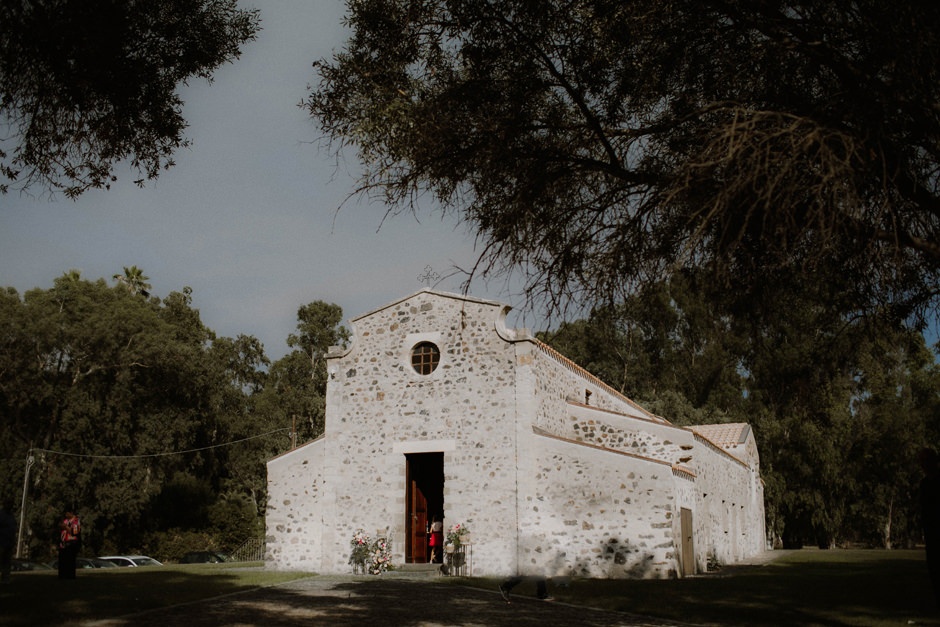 La chiesa di Santa maria di is Acqua nella località di Sadara