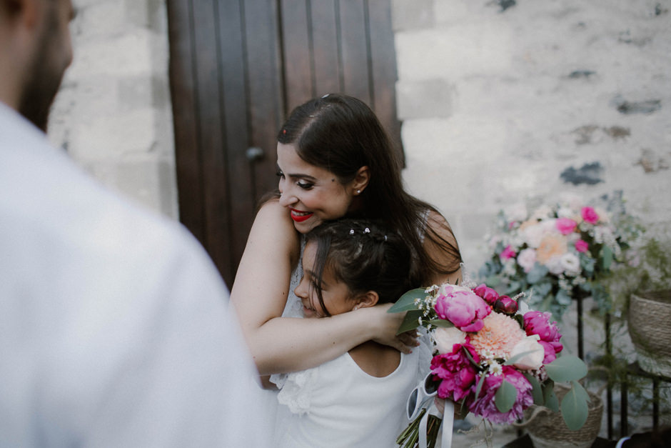 la sposa saluta gli ospiti