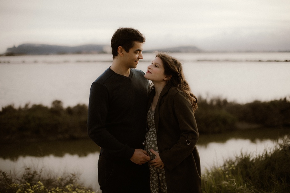 Guido e Miriam durante il servizio fotografico di Foto gravidanza Sardegna