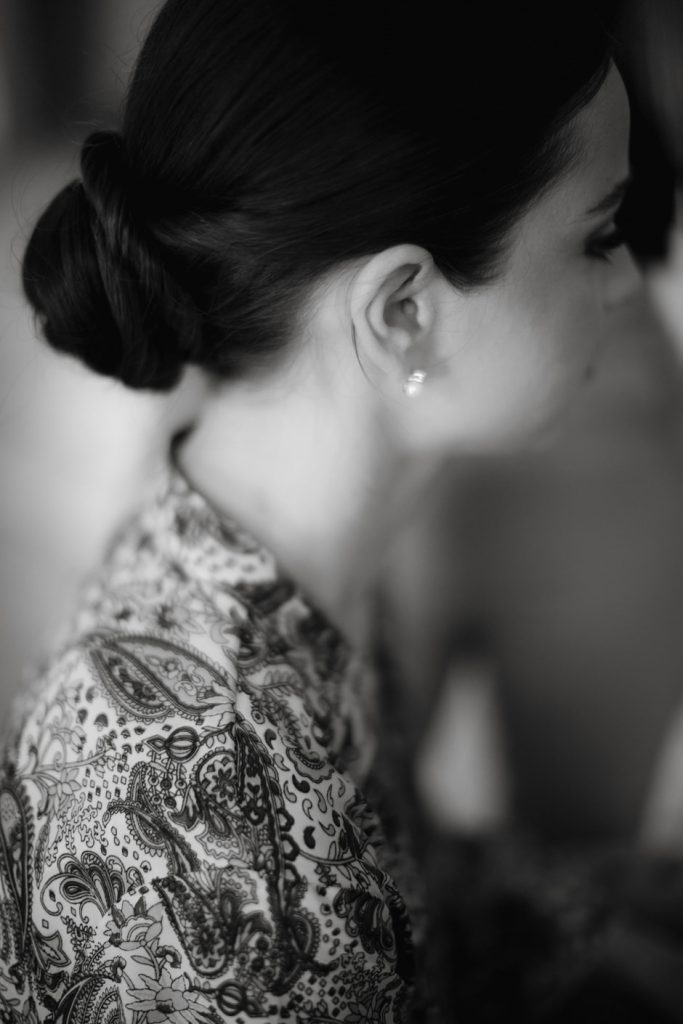 the bride getting ready