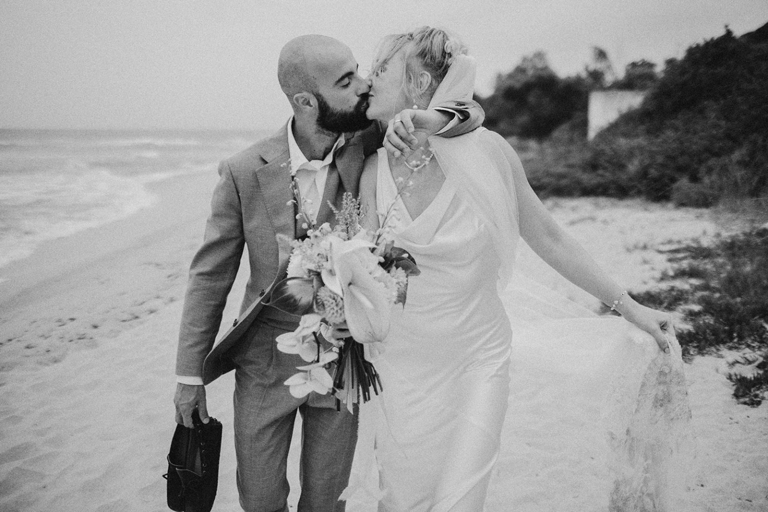 Garden wedding in Sardinia