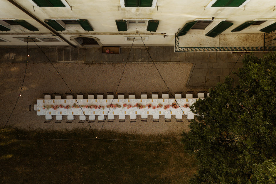allestimento cena, cantina avignonesi